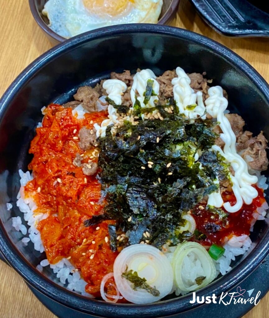 Kimgane kimbap and Korean food restaurant meal
