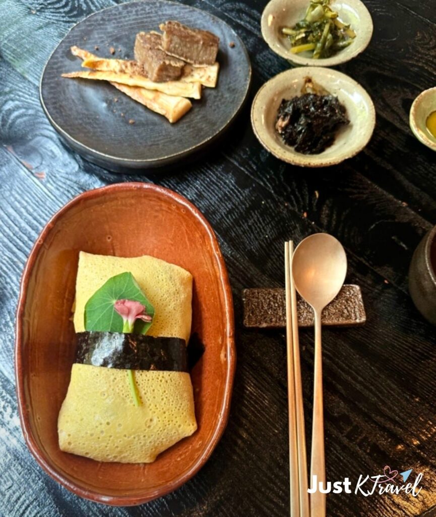 Flower Blossom on the Rice Insadong Seoul Korean bibimbap restaurant