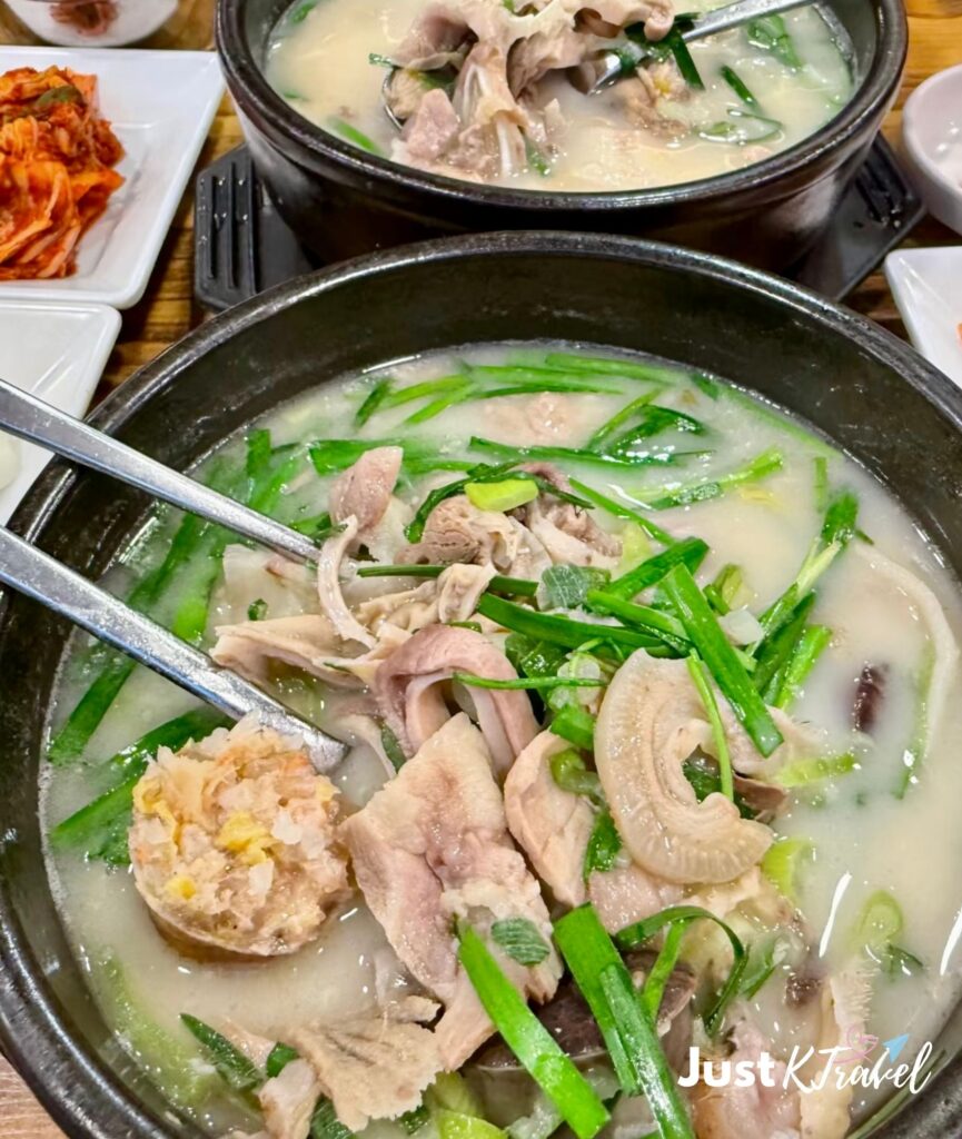 Haeundae Obok Dwaeji Gukbap serving Busan pork soup rice