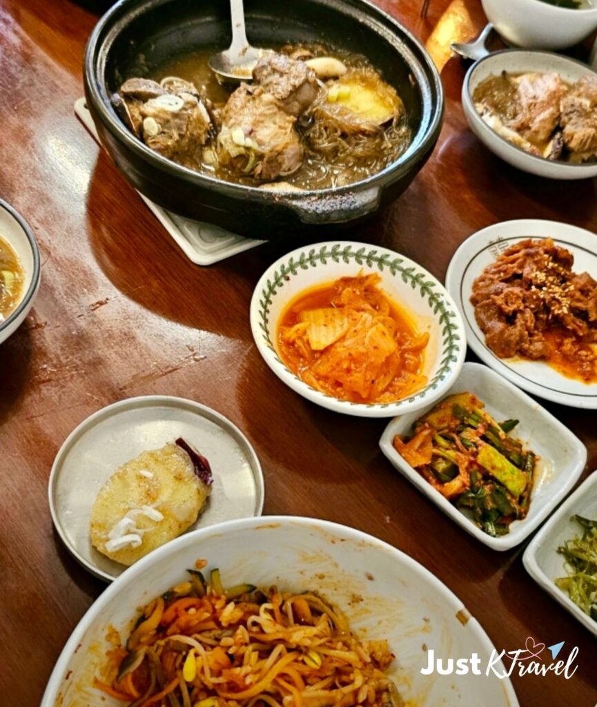 Insa Dodam Insadong Seoul traditional Korean set meal restaurant