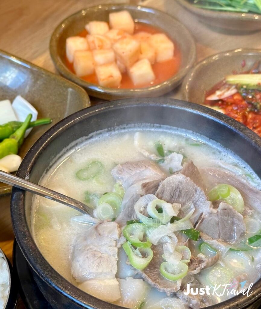 Dwaeji Gukbap pork soup at Subyeon Choego Dwaeji-gukbap Haeundae